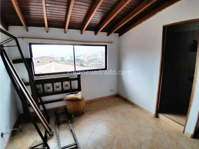 Casa de 5 alcobas en venta en Centro, Medellín, 235 m² · foto 17 de 20