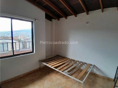Casa de 5 alcobas en venta en Centro, Medellín, 235 m² · foto 9 de 20