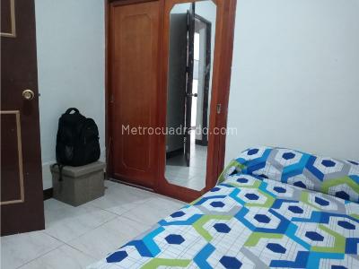 Casa de 3 alcobas en venta en Villa Hermosa, Medellín, 137 m² · foto 10 de 20