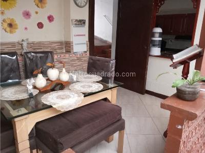 Casa de 3 alcobas en venta en Villa Hermosa, Medellín, 137 m² · foto 16 de 20