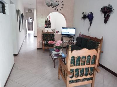 Casa de 3 alcobas en venta en Villa Hermosa, Medellín, 137 m² · foto 19 de 20