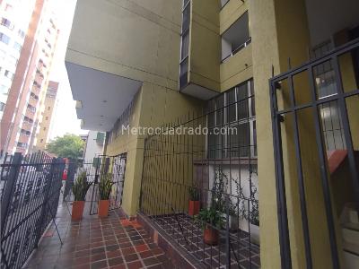 Apartamento en venta en Centro, Medellín · foto 3 de 20