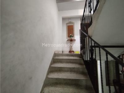 Casa de 5 alcobas en venta en Buenos Aires, Medellín, 216 m² · foto 10 de 20