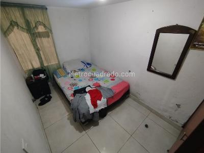 Casa de 5 alcobas en venta en Buenos Aires, Medellín, 216 m² · foto 12 de 20