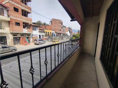 Casa de 5 alcobas en venta en Buenos Aires, Medellín, 216 m² · foto 20 de 20
