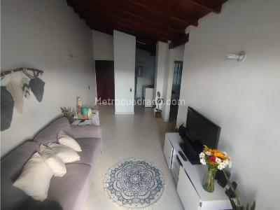Apartamento en venta en Buenos Aires, Medellín · foto 20 de 20