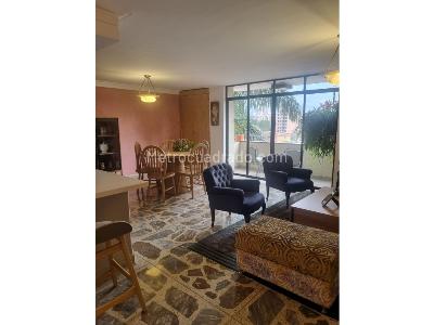 Apartamento de 2 alcobas en venta en Laureles, Medellín, 101 m² · foto 3 de 20
