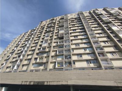 Apartamento de 3 alcobas en venta en Calasania, Medellín, 50 m² · foto 2 de 20