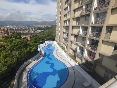 Apartamento de 3 alcobas en venta en Calasania, Medellín, 50 m² · foto 5 de 20