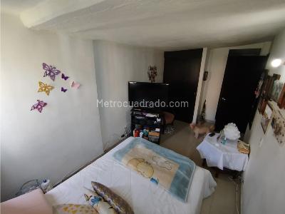 Apartamento de 3 alcobas en venta en Calasania, Medellín, 50 m² · foto 16 de 20