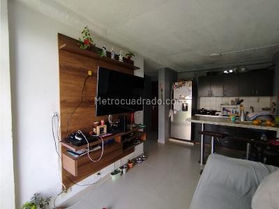 Apartamento de 3 alcobas en venta en Calasania, Medellín, 50 m² · foto 18 de 20