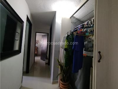 Apartamento de 3 alcobas en venta en Calasania, Medellín, 50 m² · foto 19 de 20