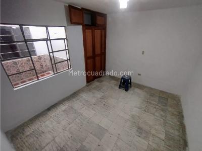 Casa de 4 alcobas en venta en Boston, Medellín, 208 m² · foto 15 de 20