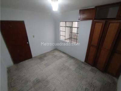 Casa de 4 alcobas en venta en Boston, Medellín, 208 m² · foto 19 de 20