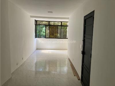 Apartamento en venta en Itagui, Medellín · foto 2 de 14