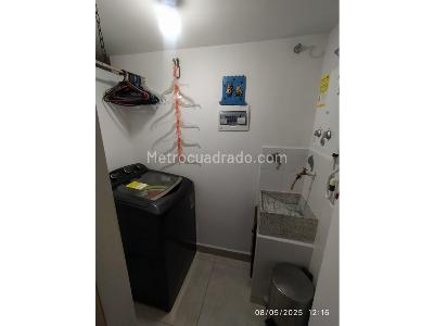 Apartamento de 3 alcobas en venta en Valadares, Bello, 48 m² · foto 5 de 14
