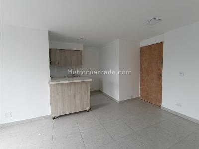 Apartamento en venta en Ditares, Itagüí · foto 5 de 13