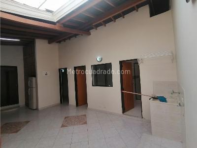 Apartamento en venta en La America, Medellín · foto 2 de 20