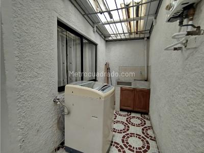 Apartamento en venta en La America, Medellín · foto 9 de 20