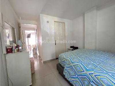 Apartamento de 3 alcobas en venta en Los Colores, Medellín, 125 m² · foto 10 de 19