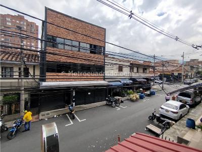 Casa de 5 alcobas en venta en Boston, Medellín, 140 m² · foto 11 de 20
