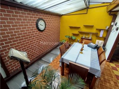 Casa de 5 alcobas en venta en Boston, Medellín, 140 m² · foto 20 de 20
