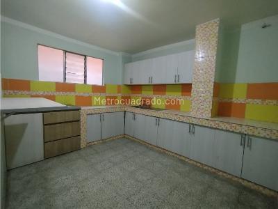 Apartamento en venta en Bombona 1, Medellín · foto 8 de 20