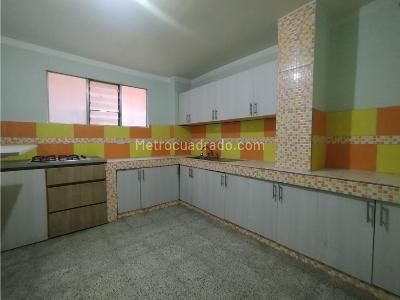 Apartamento en venta en Bombona 1, Medellín · foto 9 de 20