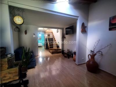 Casa de 2 alcobas en venta en San Diego, Medellín, 108 m² · foto 2 de 20