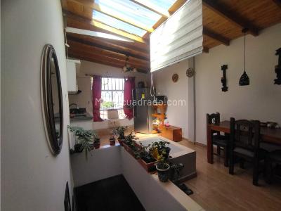 Casa de 2 alcobas en venta en San Diego, Medellín, 108 m² · foto 3 de 20