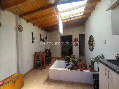 Casa de 2 alcobas en venta en San Diego, Medellín, 108 m² · foto 5 de 20