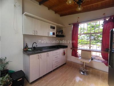 Casa de 2 alcobas en venta en San Diego, Medellín, 108 m² · foto 6 de 20