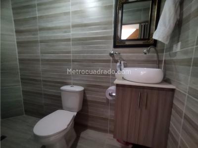 Casa de 2 alcobas en venta en San Diego, Medellín, 108 m² · foto 8 de 20