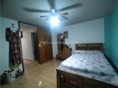 Casa de 2 alcobas en venta en San Diego, Medellín, 108 m² · foto 18 de 20