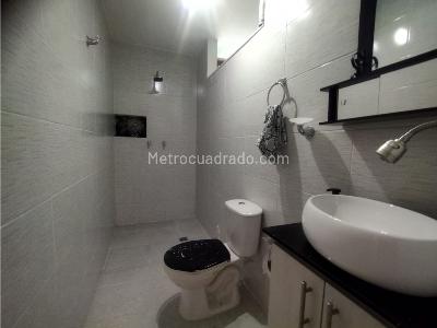 Casa de 2 alcobas en venta en San Diego, Medellín, 108 m² · foto 19 de 20