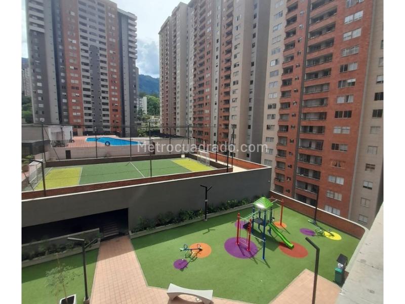 Piso – Bello - Vista 2