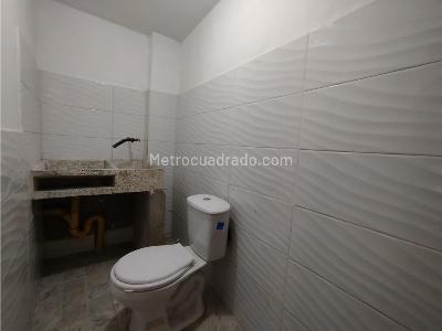 Casa de 5 alcobas en venta en Colon, Medellín, 133 m² · foto 13 de 20
