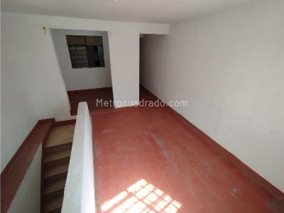 Casa de 5 alcobas en venta en Colon, Medellín, 133 m² · foto 2 de 20