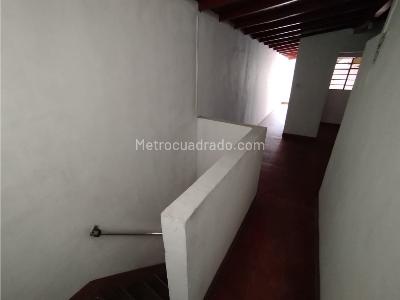 Casa de 5 alcobas en venta en Colon, Medellín, 133 m² · foto 8 de 20