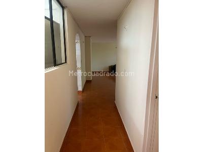 Apartamento en venta en Bombona 1, Medellín · foto 3 de 16