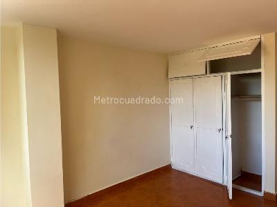 Apartamento en venta en Bombona 1, Medellín · foto 6 de 16