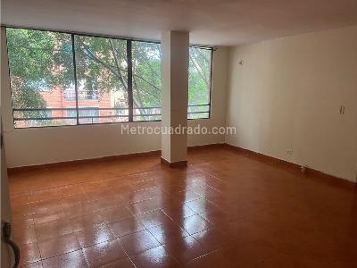 Apartamento en venta en Bombona 1, Medellín · foto 14 de 16