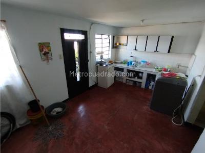 Apartamento en venta en Manrique, Medellín · foto 10 de 20