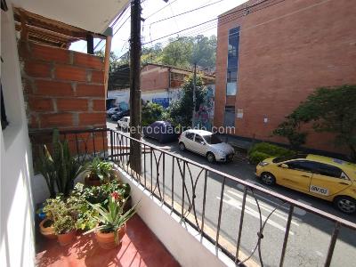 Apartamento en venta en Manrique, Medellín · foto 14 de 20