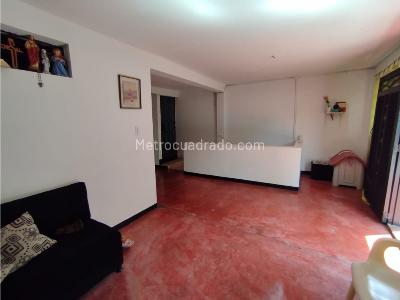 Apartamento en venta en Manrique, Medellín · foto 4 de 20