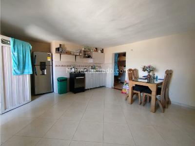 Apartamento en venta en Manrique, Medellín · foto 5 de 20