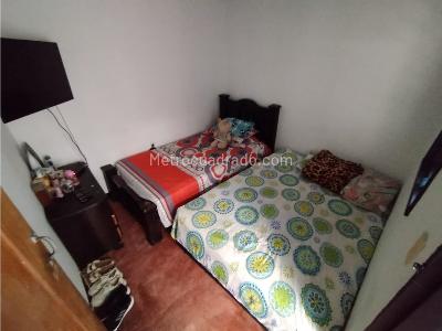 Apartamento en venta en Manrique, Medellín · foto 7 de 20