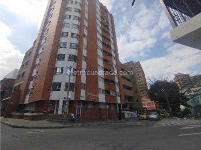 Apartamento en venta en Boston, Medellín · foto 2 de 20