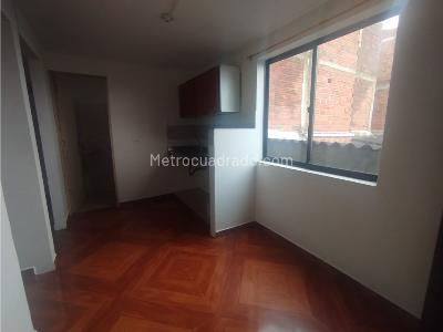 Casa de 5 alcobas en venta en Manrique, Medellín, 483 m² · foto 9 de 20
