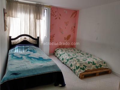 Apartamento de 5 alcobas en venta en Bombona 1, Medellín, 162 m² · foto 17 de 20